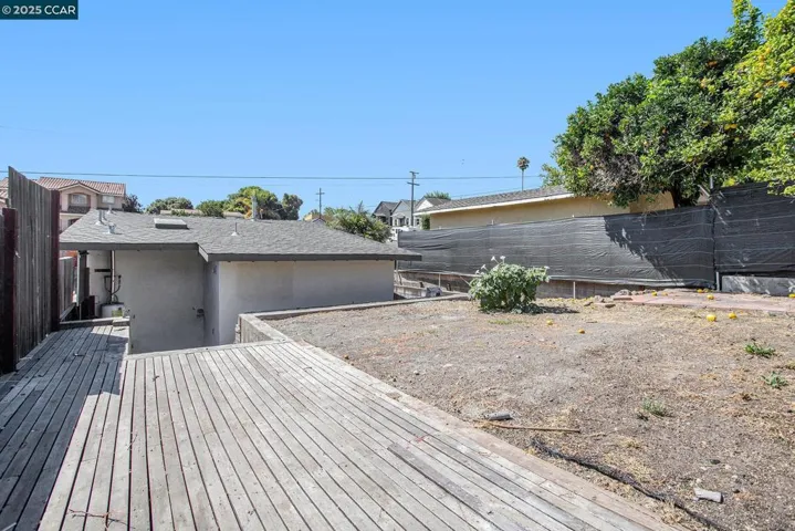 408 4th St, Rodeo, California 94572