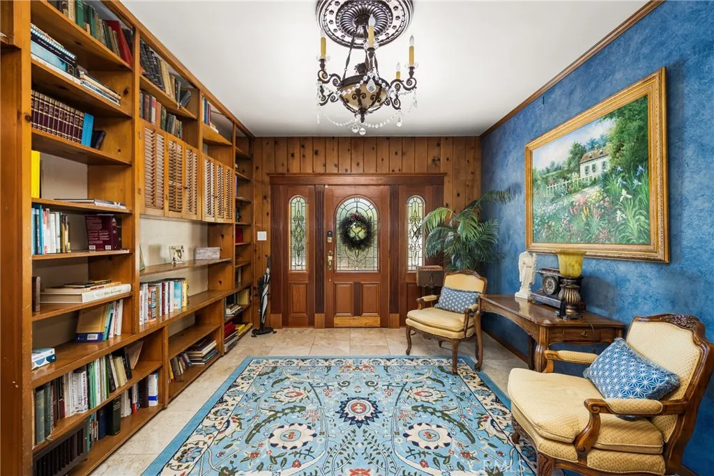 501 S Parker Street, Orange, California 92868 home-pic-8