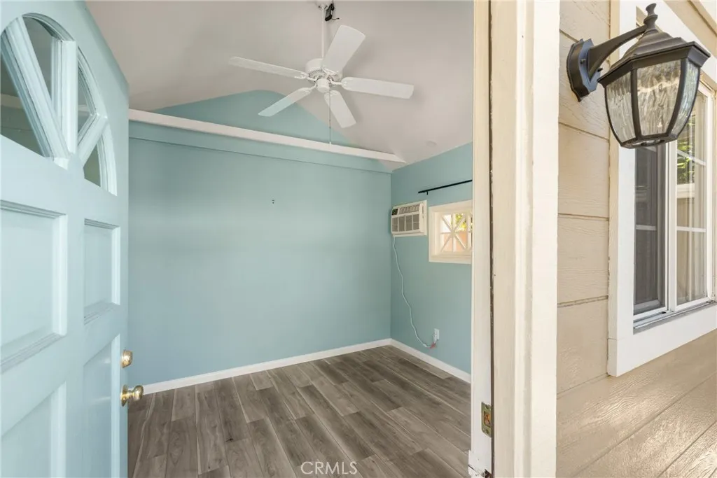 501 S Parker Street, Orange, California 92868 home-pic-57