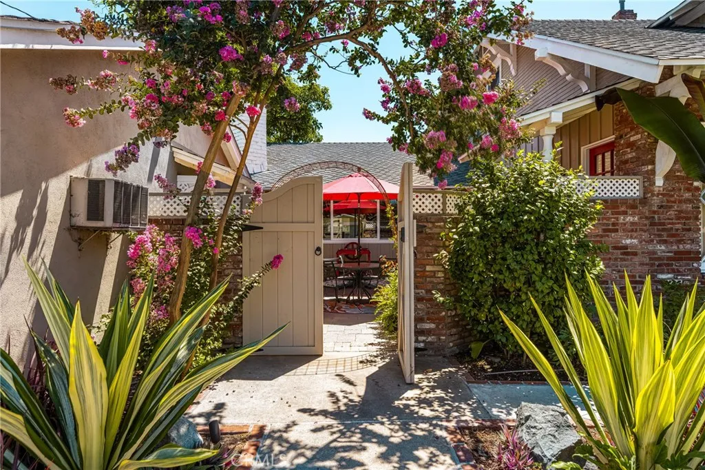 501 S Parker Street, Orange, California 92868 home-pic-33