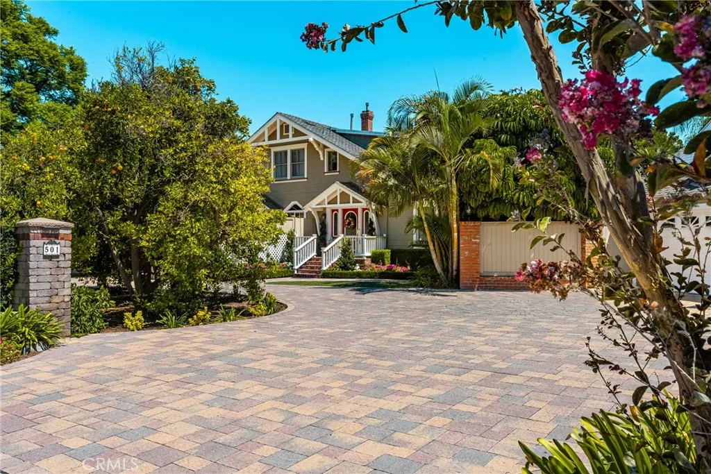 501 S Parker Street, Orange, California 92868, 5 Bedrooms Bedrooms, ,4 BathroomsBathrooms,Residential,For Sale,Parker,PW25191901