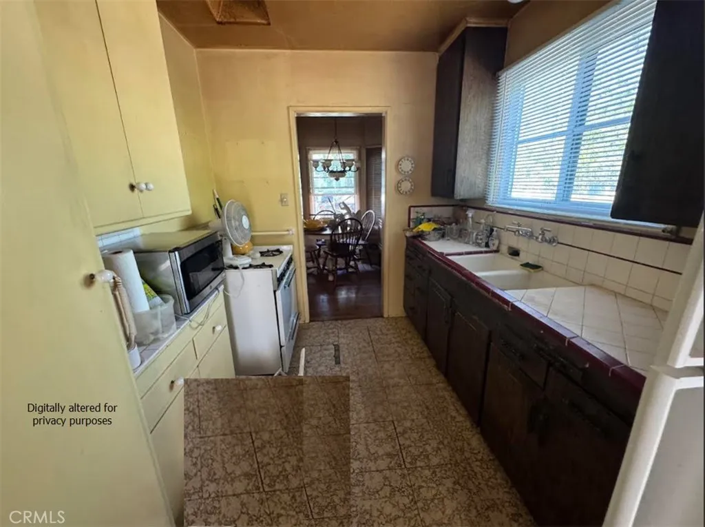 11554 Kittridge Street, North Hollywood, California 91606 home-pic-10