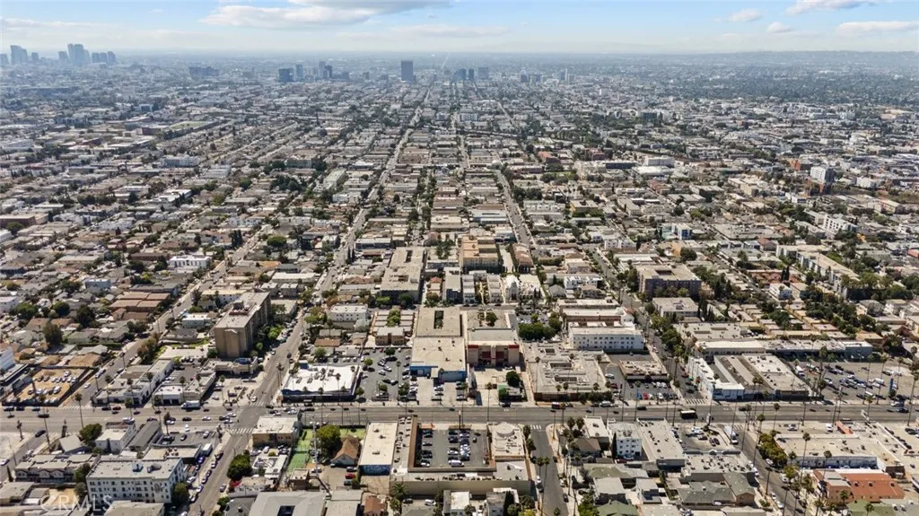 5133 W Sunset Boulevard, Los Angeles, California 90027 — photo 4