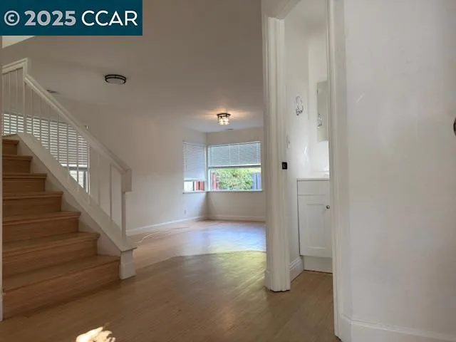 528 Dohrmann Ln, Pinole, California 94564 home-pic-4