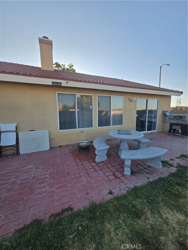 44762 Shadowcrest Drive, Lancaster, California 93536 home-pic-27