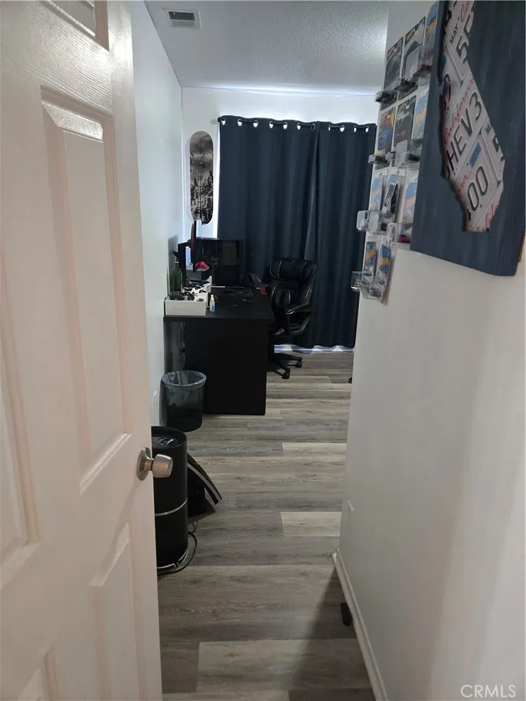 44762 Shadowcrest Drive, Lancaster, California 93536 home-pic-23