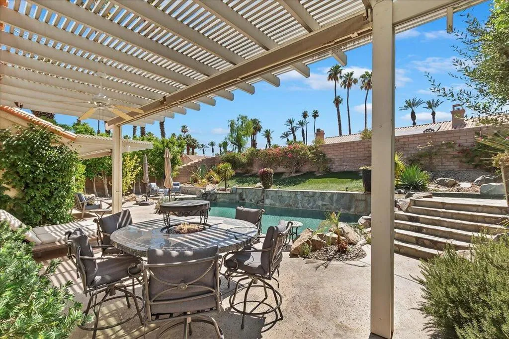 401 Cypress Point Drive, Palm Desert, California 92211 home-pic-38