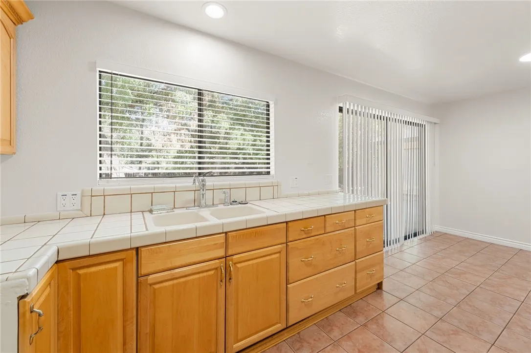 14282 Club View Drive, Lytle Creek, California 92358 home-pic-25
