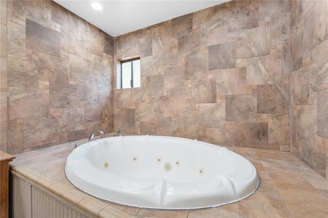 14282 Club View Drive, Lytle Creek, California 92358 home-pic-14