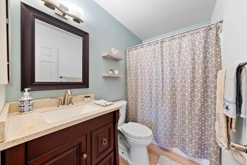 238 Daisy Avenue 6, Imperial Beach, California 91932 home-pic-11
