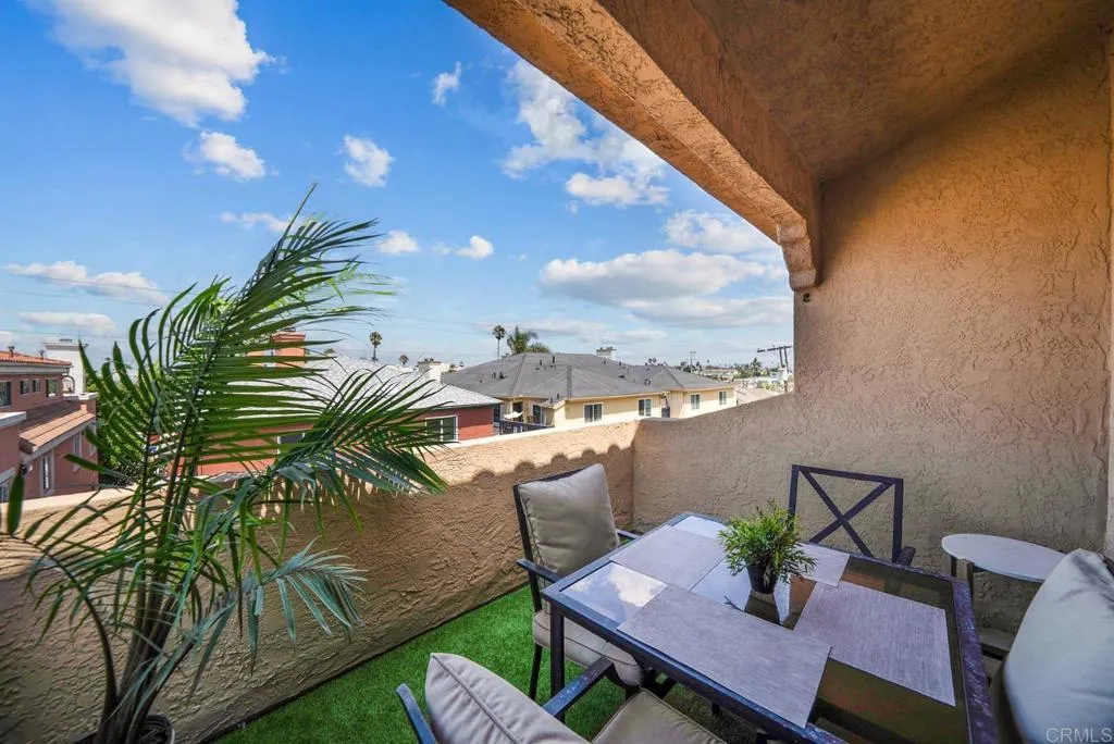 238 Daisy Avenue 6, Imperial Beach, California 91932 home-pic-10
