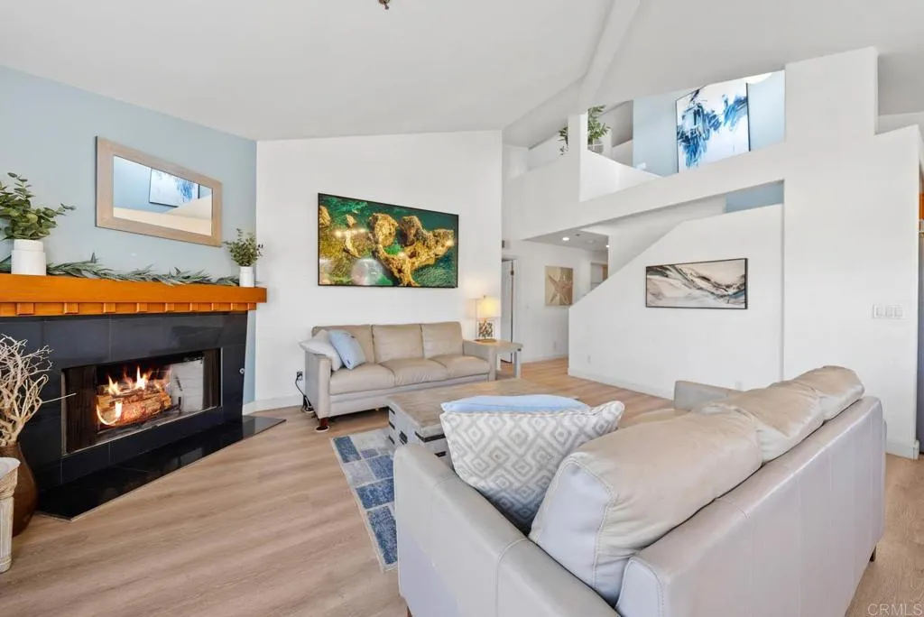 238 Daisy Avenue 6, Imperial Beach, California 91932 home-pic-3