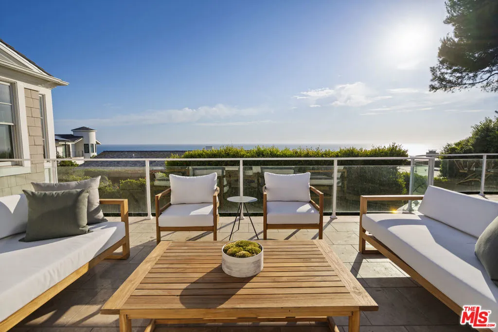 7335 Birdview Avenue, Malibu, California 90265 home-pic-28