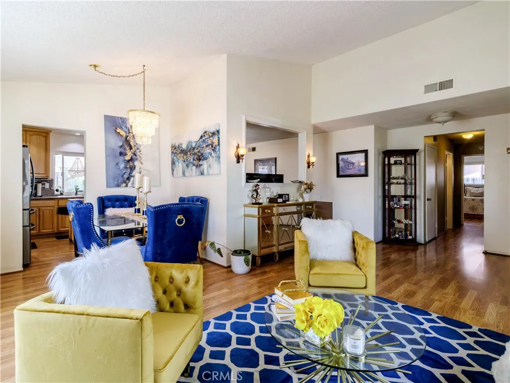 2318 W Moore Ave, Santa Ana, California 92704 home-pic-6