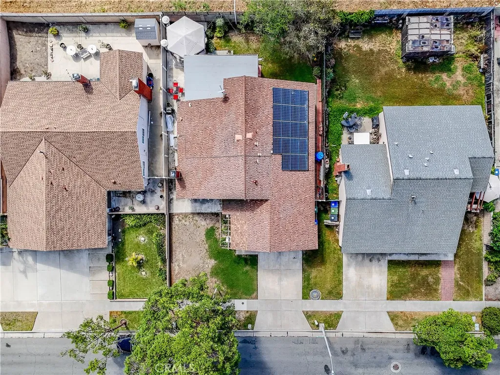 2318 W Moore Ave, Santa Ana, California 92704 home-pic-23
