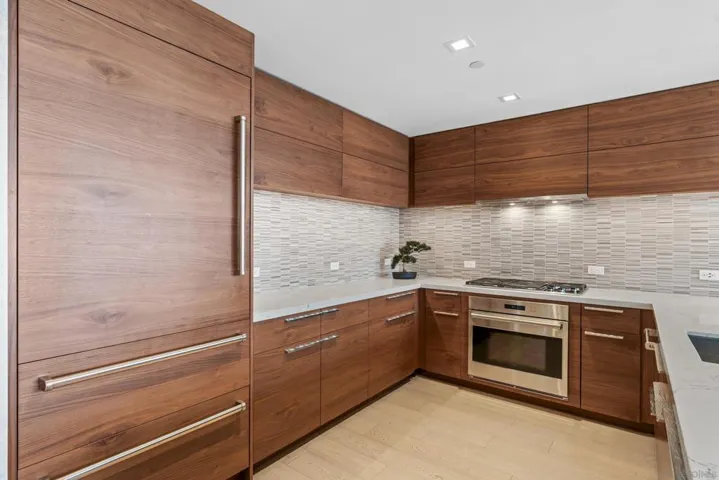 888 W E Street 1106, San Diego, California 92101
