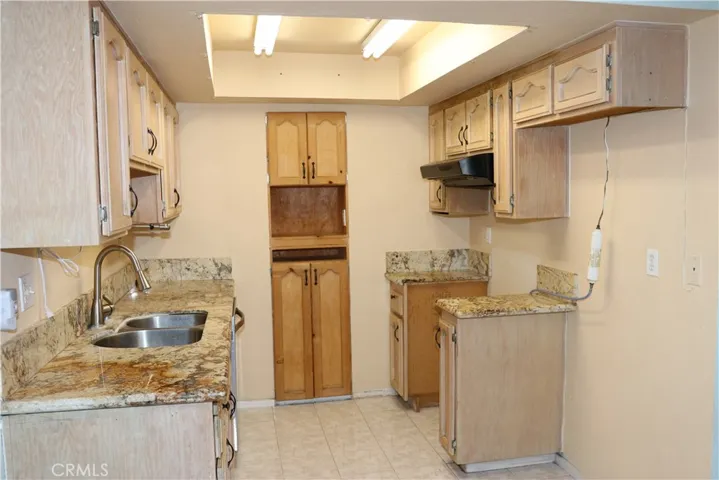 601 S Euclid Street 4, La Habra, California 90631