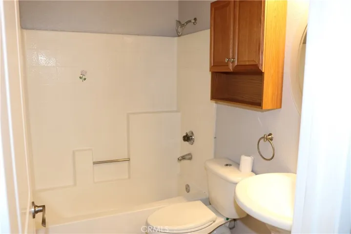 601 S Euclid Street 4, La Habra, California 90631