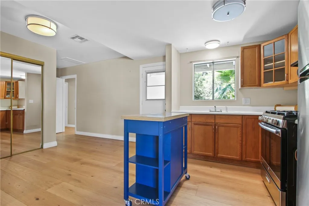 15857 Beaver Run Road, Canyon Country, California 91387 home-pic-35