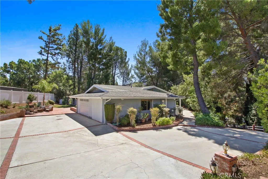 15857 Beaver Run Road, Canyon Country, California 91387 home-pic-10