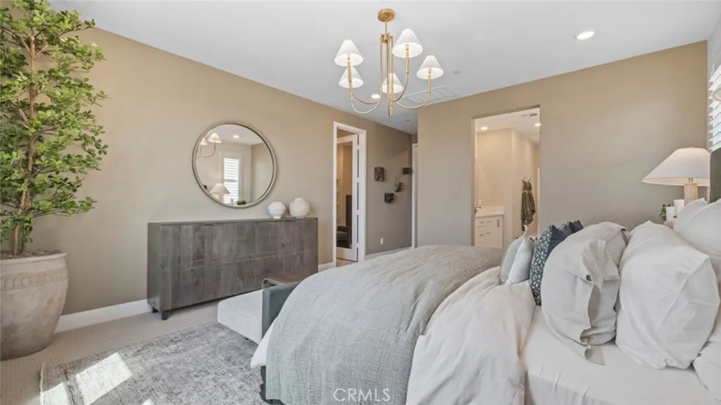 29503 Corte Azulejo, Valencia, California 91354 home-pic-15