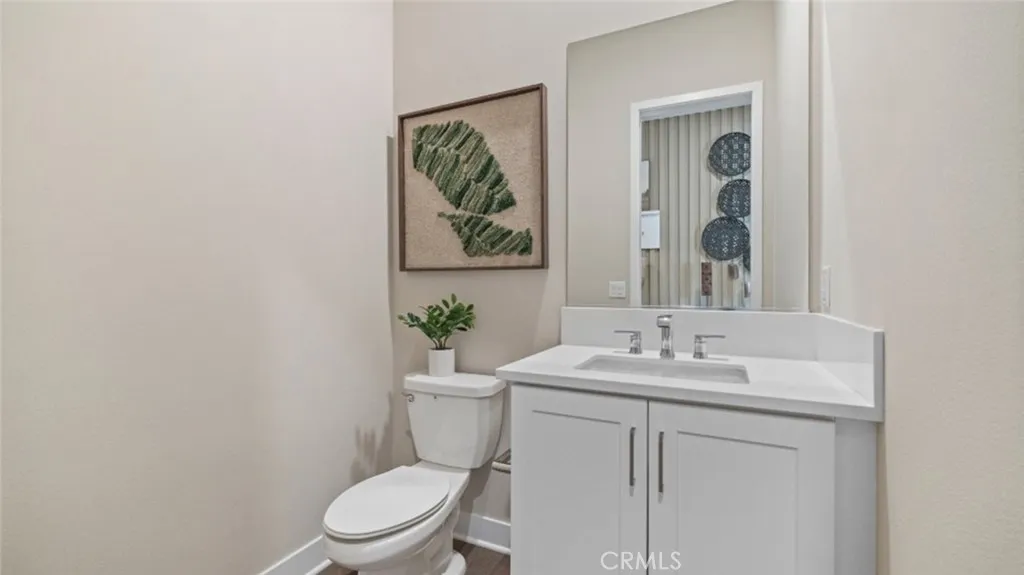 29503 Corte Azulejo, Valencia, California 91354 home-pic-13