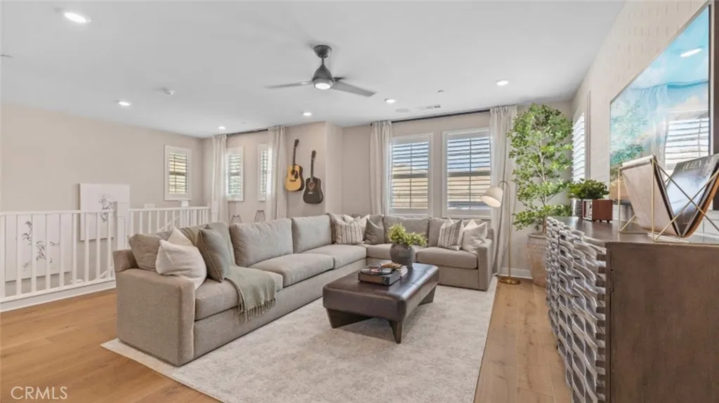 29503 Corte Azulejo, Valencia, California 91354 home-pic-25