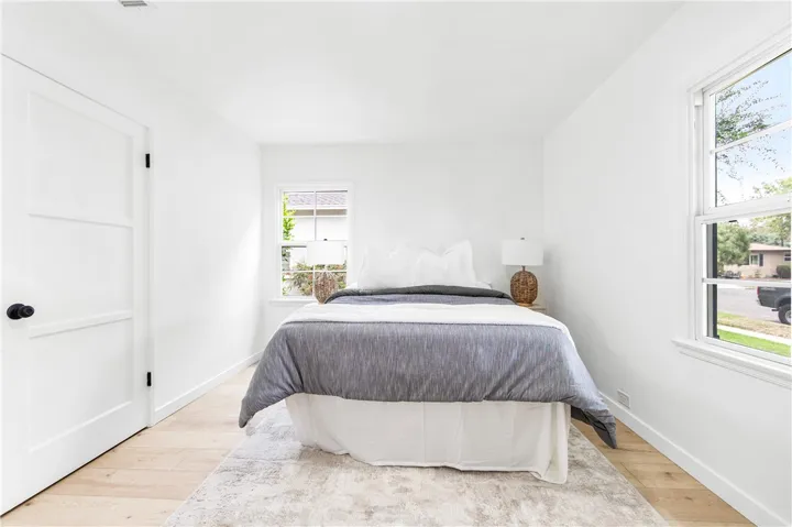 3719 N Greenbrier Road, Long Beach, California 90808
