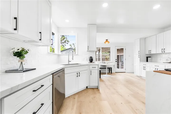 3719 N Greenbrier Road, Long Beach, California 90808
