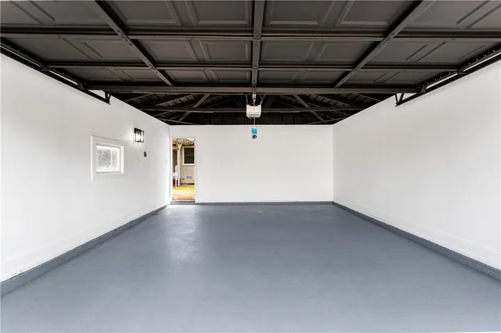 3719 N Greenbrier Road, Long Beach, California 90808