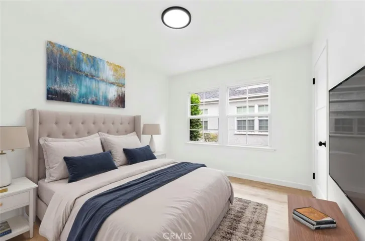 3719 N Greenbrier Road, Long Beach, California 90808