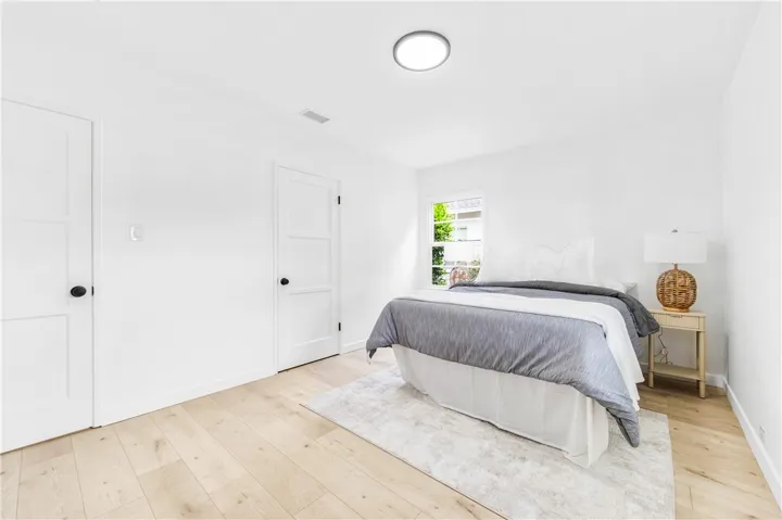 3719 N Greenbrier Road, Long Beach, California 90808
