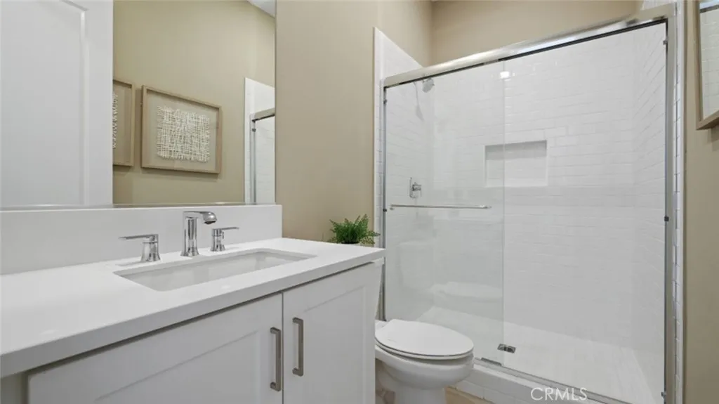 29504 Corte Azulejo, Valencia, California 91354 home-pic-27