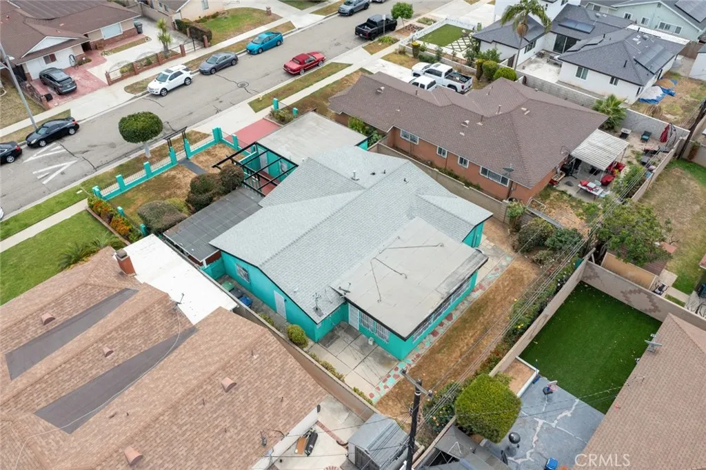 19327 Galway Ave, Carson, California 90746 home-pic-22