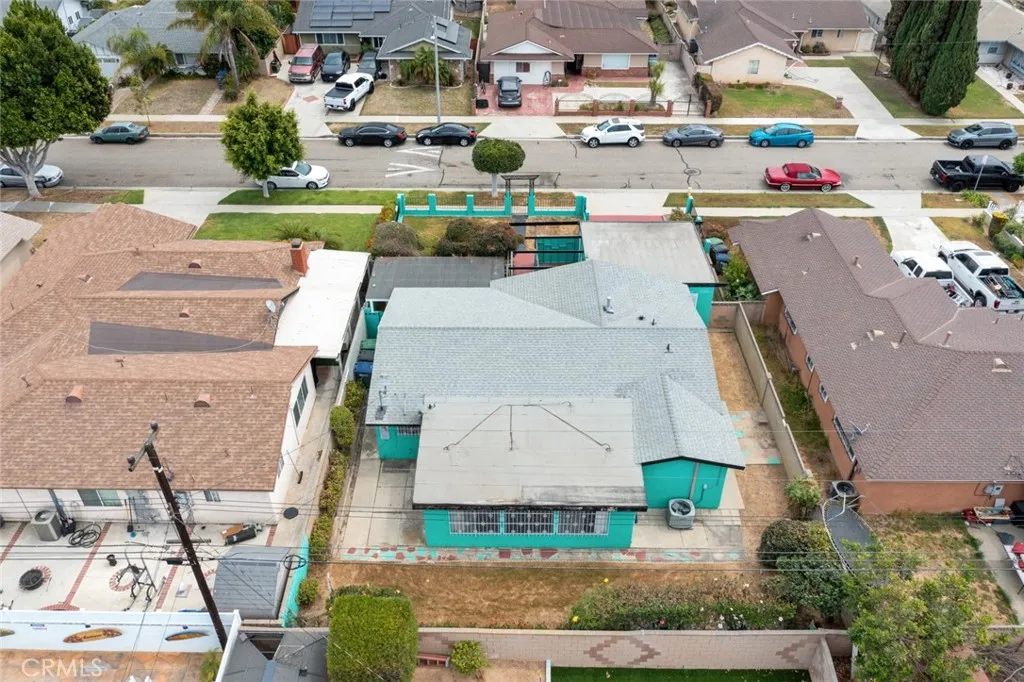 19327 Galway Ave, Carson, California 90746 home-pic-23
