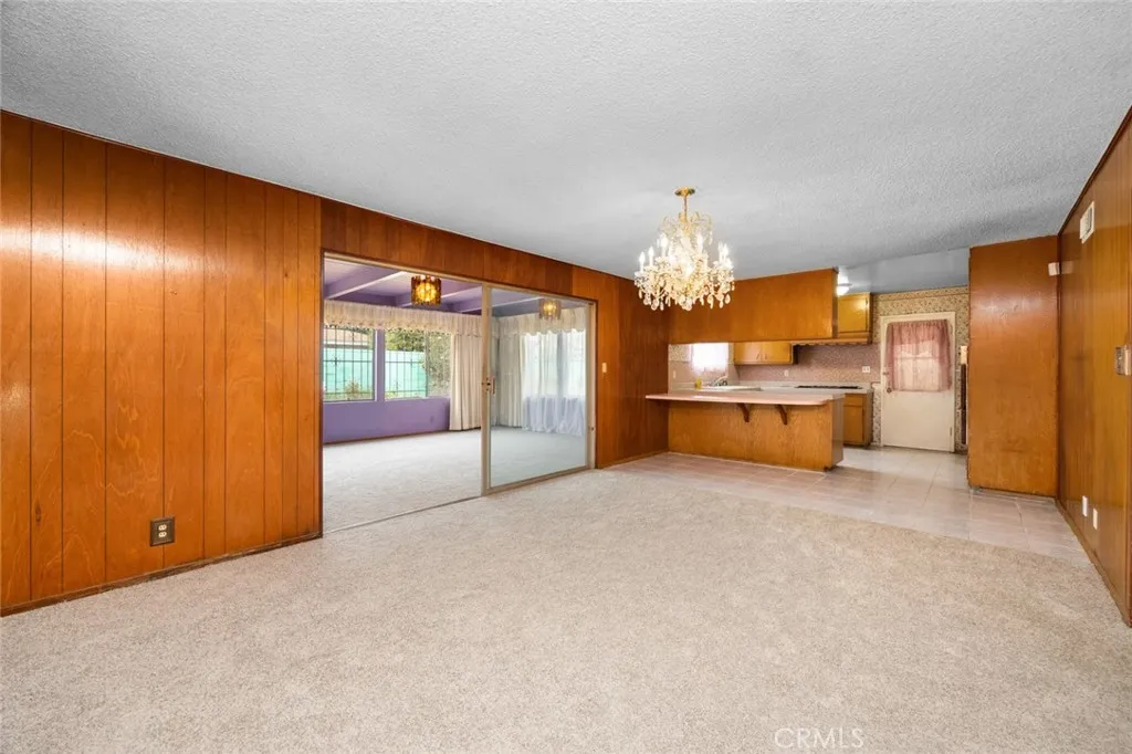 19327 Galway Ave, Carson, California 90746 home-pic-4