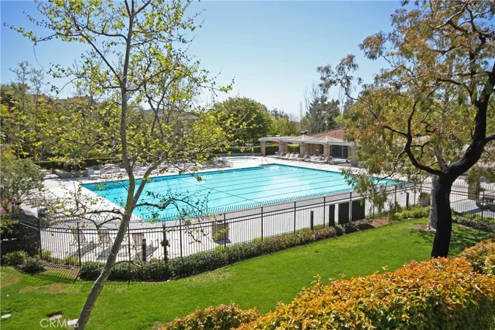 Robinson Ranch Community Pool