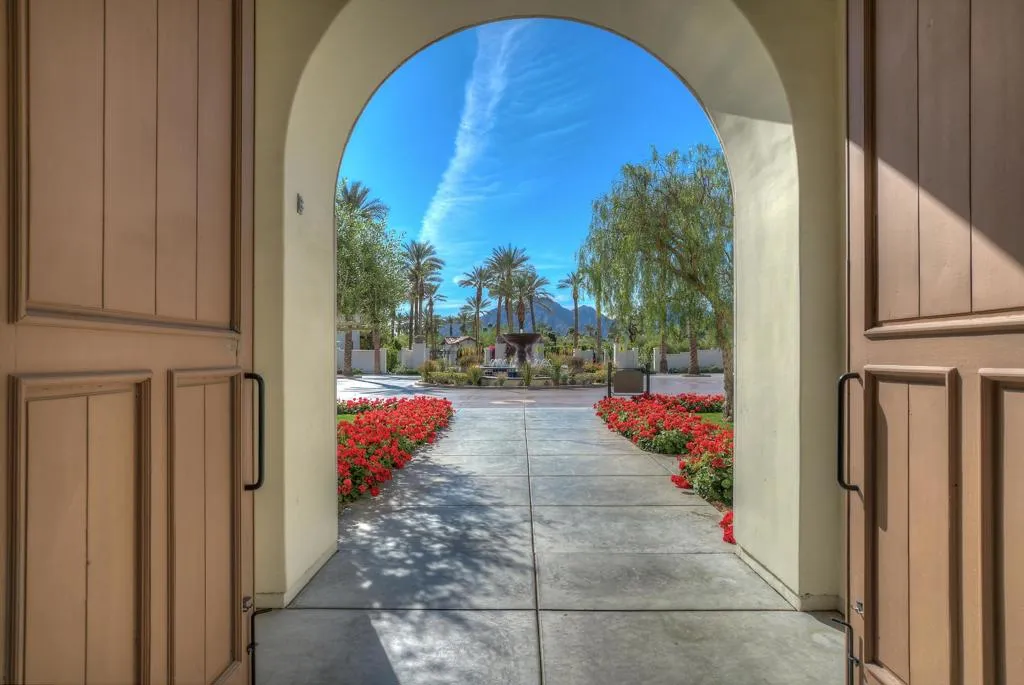 48616 Legacy Drive, La Quinta, California 92253 home-pic-35