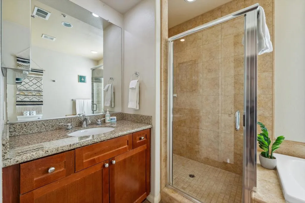 48616 Legacy Drive, La Quinta, California 92253 home-pic-22