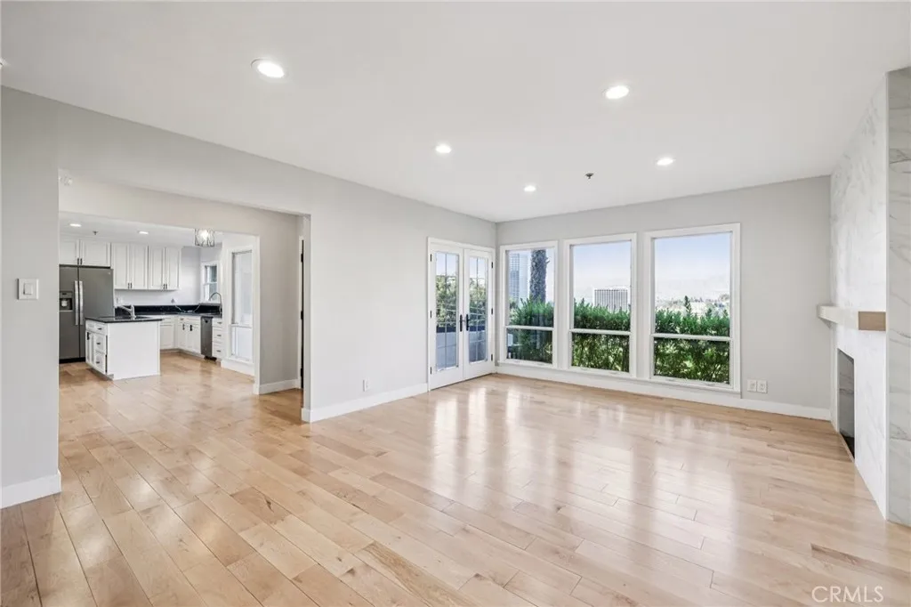 3600 Multiview Drive, Los Angeles, California 90068 home-pic-11