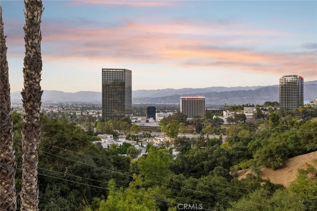 3600 Multiview Drive, Los Angeles, California 90068 home-pic-65