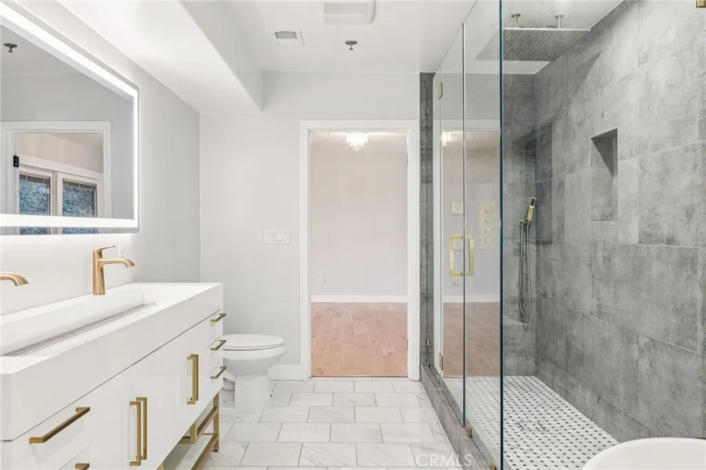 3600 Multiview Drive, Los Angeles, California 90068 home-pic-45