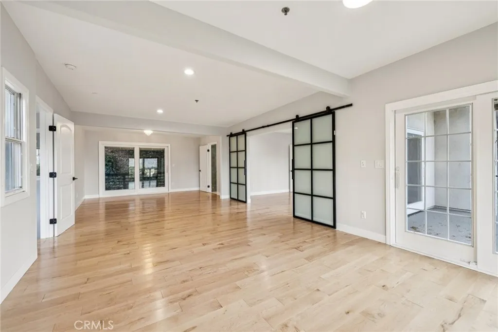 3600 Multiview Drive, Los Angeles, California 90068 home-pic-33