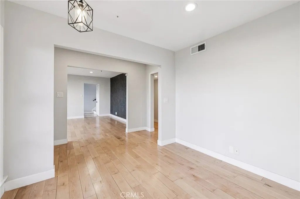 3600 Multiview Drive, Los Angeles, California 90068 home-pic-23