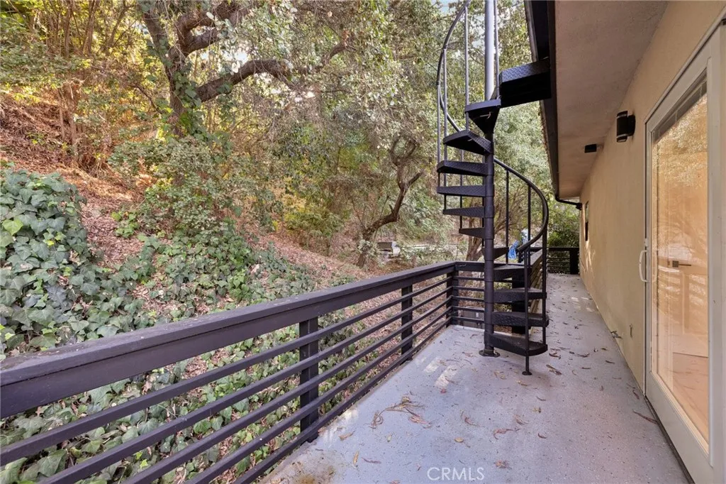 3600 Multiview Drive, Los Angeles, California 90068 home-pic-61
