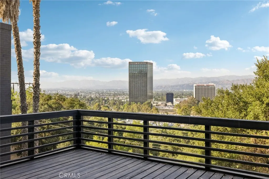 3600 Multiview Drive, Los Angeles, California 90068 home-pic-59