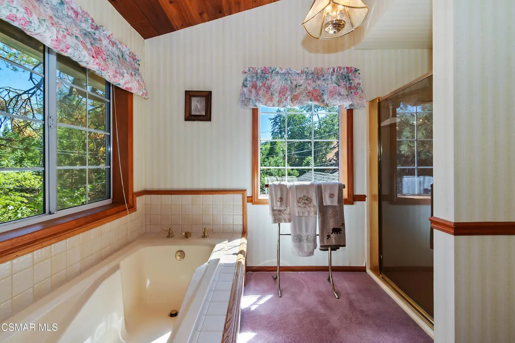 27618 W Shore Road, Lake Arrowhead, California 92352 home-pic-39