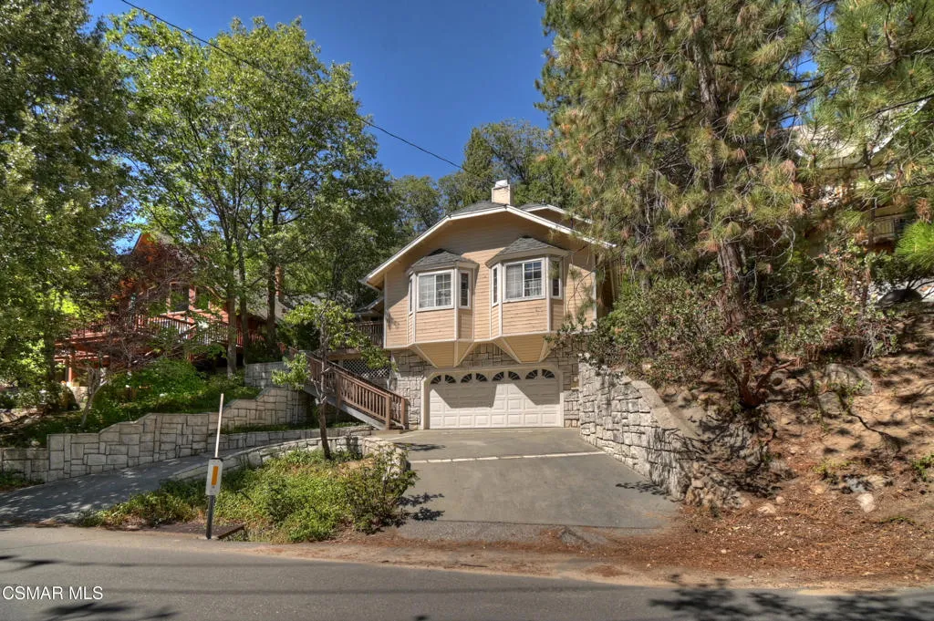 27618 W Shore Road, Lake Arrowhead, California 92352 home-pic-5