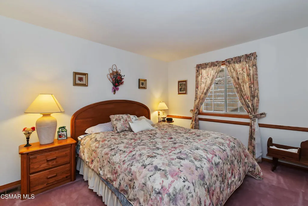 27618 W Shore Road, Lake Arrowhead, California 92352 home-pic-27