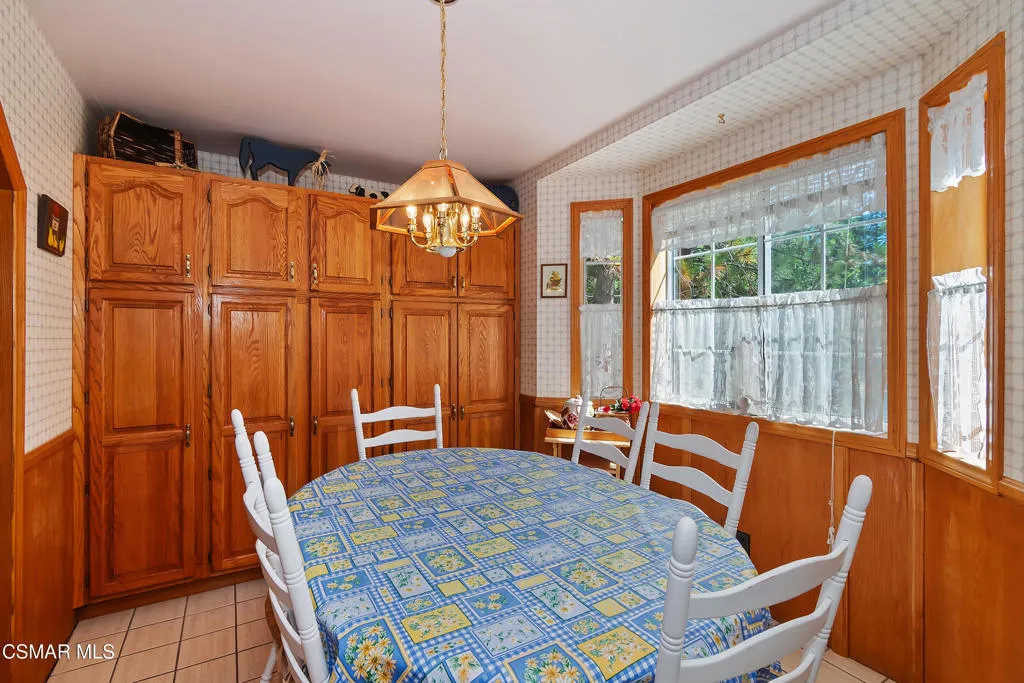27618 W Shore Road, Lake Arrowhead, California 92352 home-pic-21